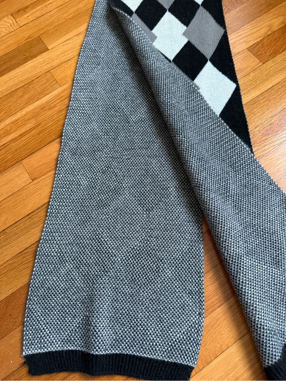 Men’s checkered fall winter scarf